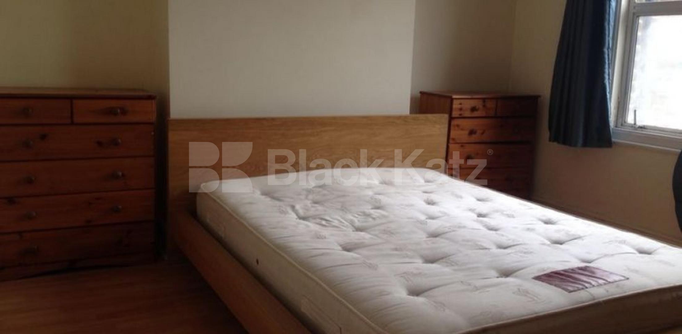 			UNDER OFFER , 2 Bedroom, 1 bath, 1 reception Apartment			 Queenstown Road, Battersea